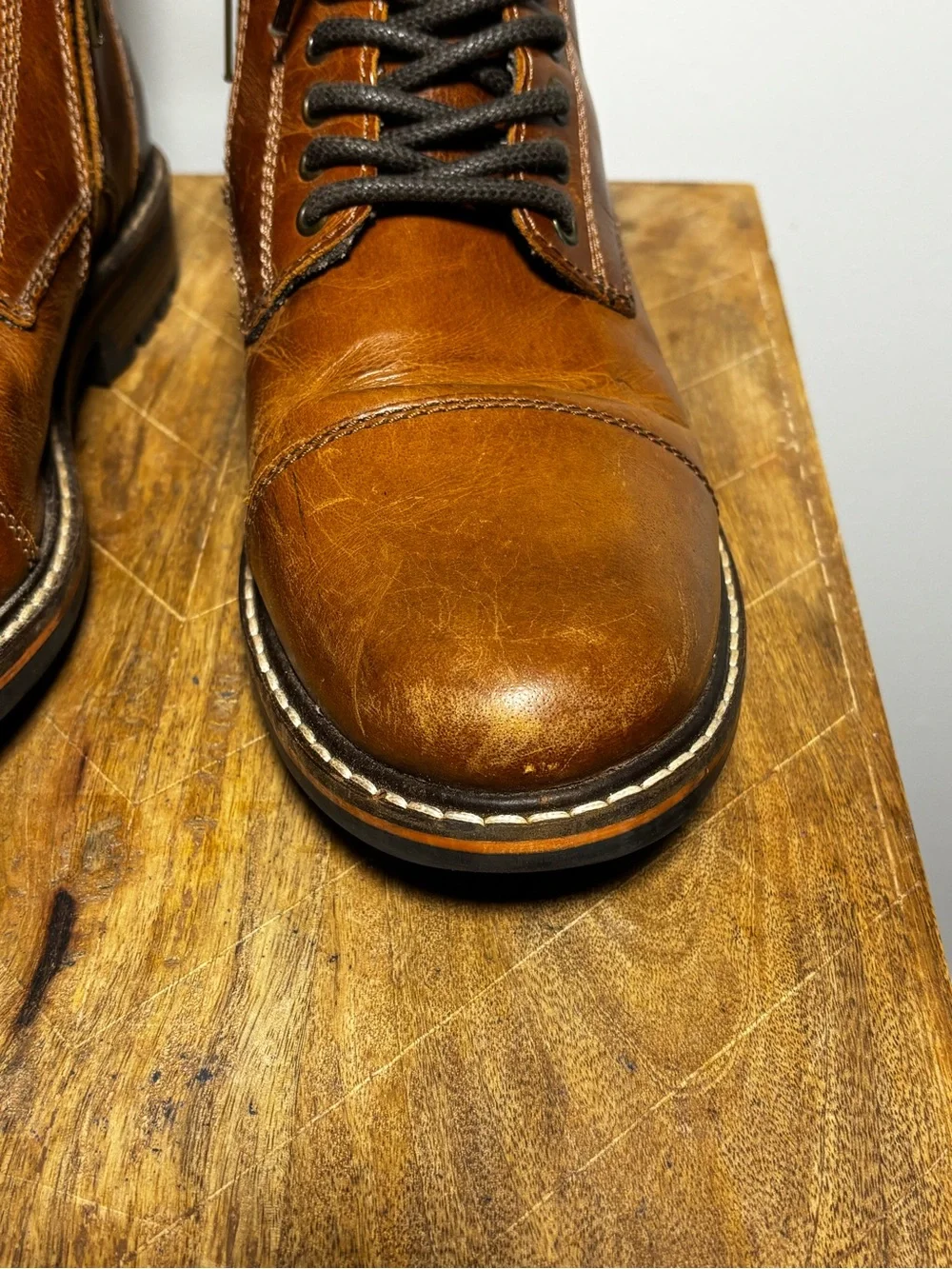 Crevo Camden Brown Leather Lace-Up Boots Size 9.5 US